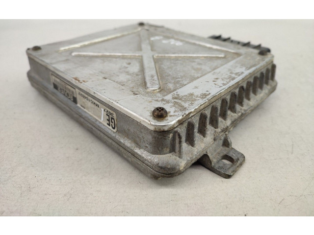 Блок управления двигателя MKC104022   Rover 100    