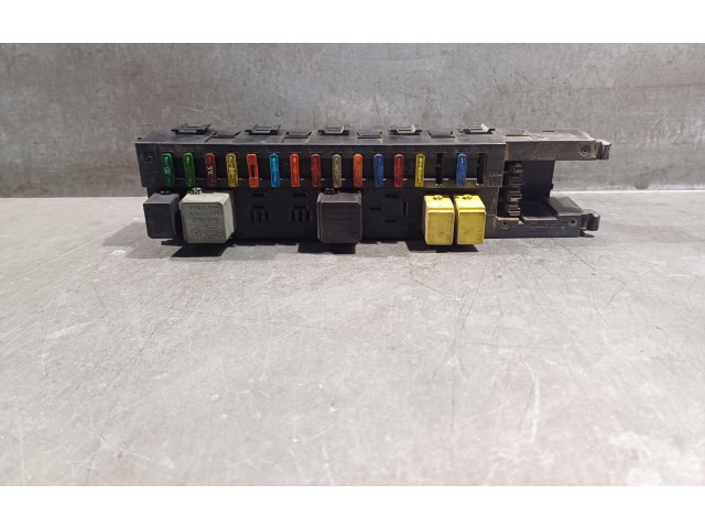 Pojistková skříňka 2035451801 Mercedes-Benz C W203