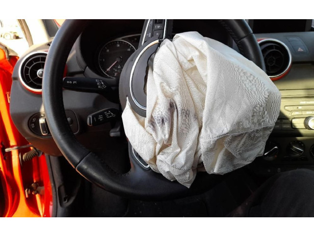 Руль Audi A1 2010 - 2018 года 8X0064244A