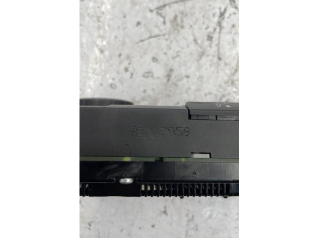 Блок управления климат-контролем    Volkswagen PASSAT B6