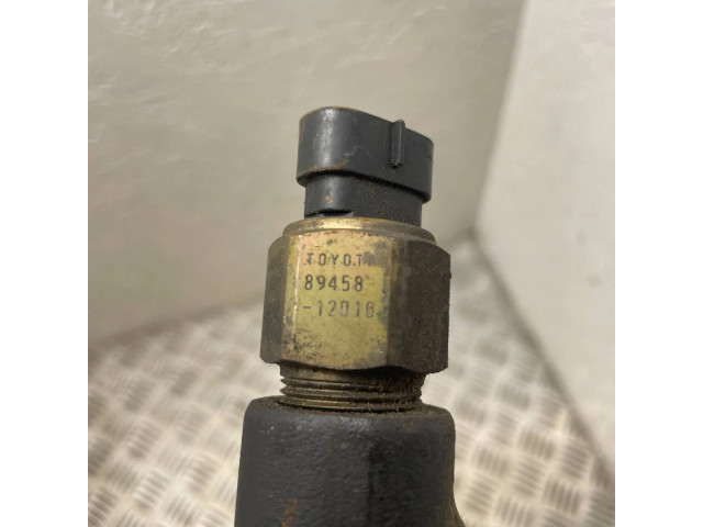 Топливная рампа 8945812010 Toyota RAV 4 (XA20) 2.0