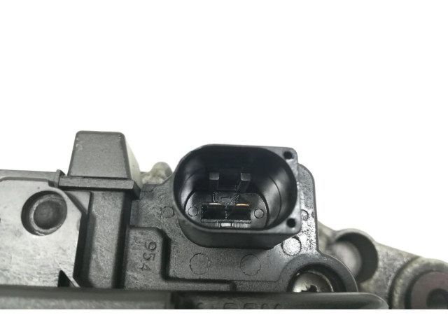 Генератор 03L903023 Volkswagen Touran II