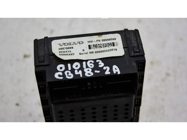 Блок предохранителей  08679899, 08696098   Volvo XC90    