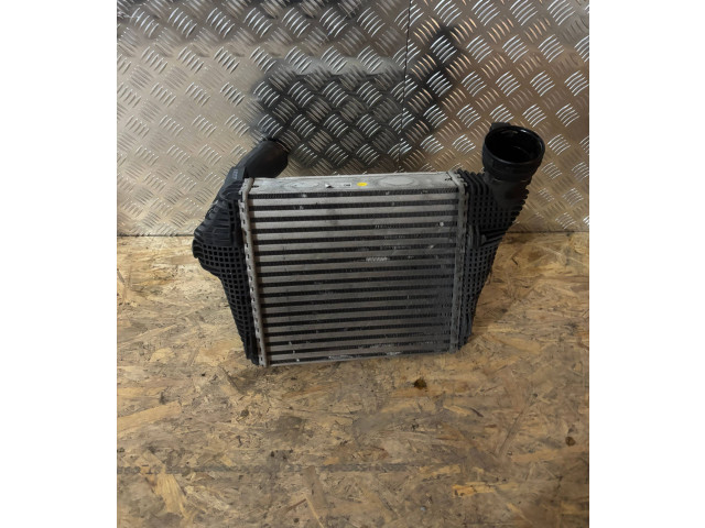 Интеркулер 95B145803A Porsche Macan (95B)