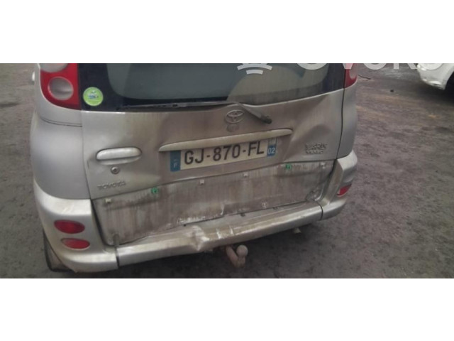 Зеркало электрическое        Toyota Yaris Verso  1999 - 2005 года   