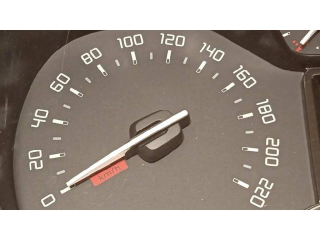 Панель приборов 9831121380 Citroen C3 Aircross