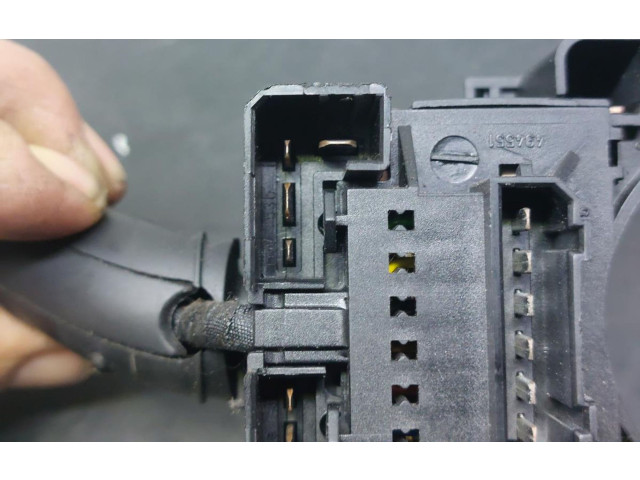 Включатель скорости стеклоочистителей 4B0953503G   Audi TT Mk1