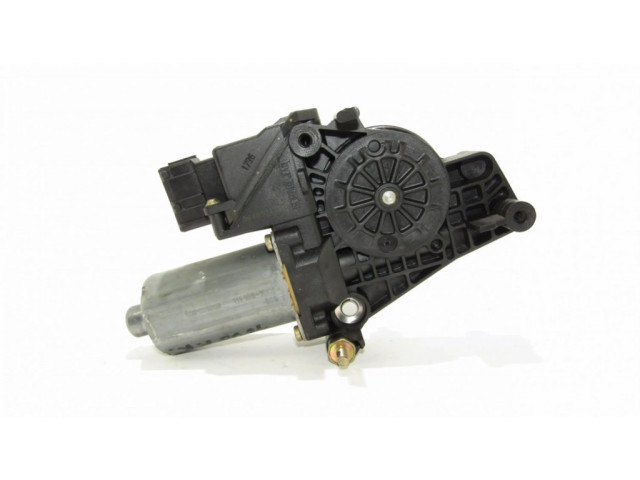 Передний двигатель механизма для подъема окон