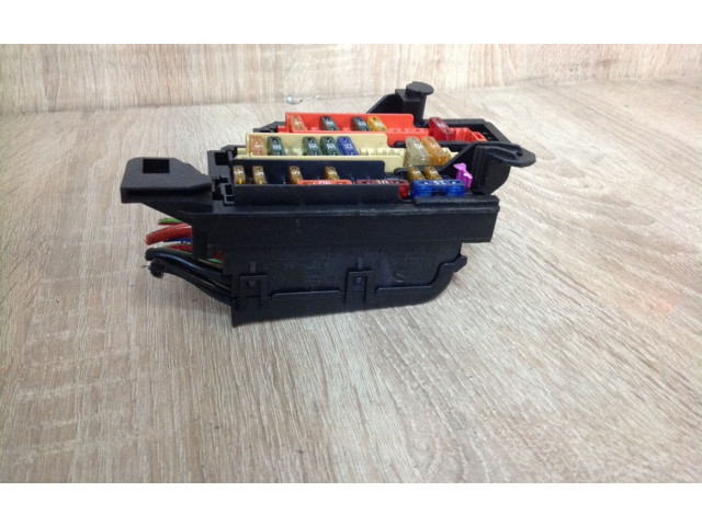   Pojistková skříňka 4H0941824   Audi A4 S4 B8 8K 2012