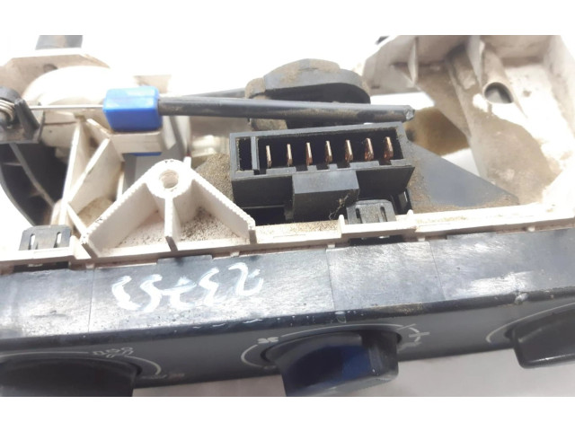 Блок управления климат-контролем 6U0819045   Skoda Felicia I