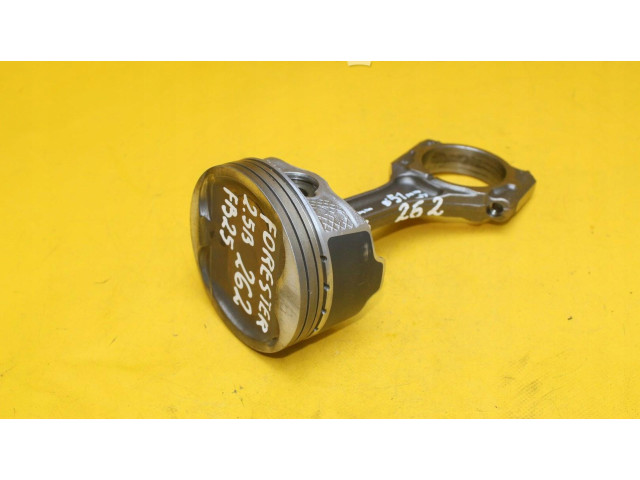 Поршень с шатуном    Subaru Forester SJ       