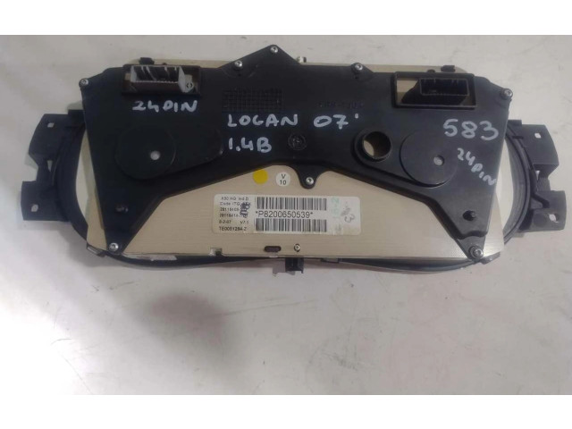 Панель приборов 8200650539   Dacia Logan I       