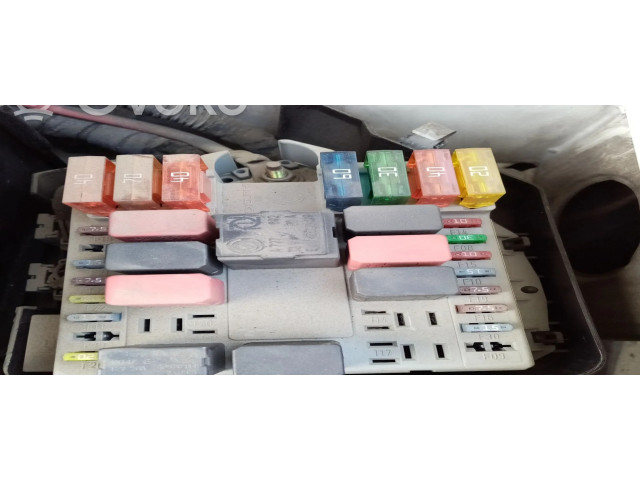 Pojistková skříňka Řídící jednotka BSM 51756264 Fiat Doblo