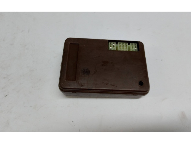 Блок предохранителей 38600-SH3-G1 Honda CRX