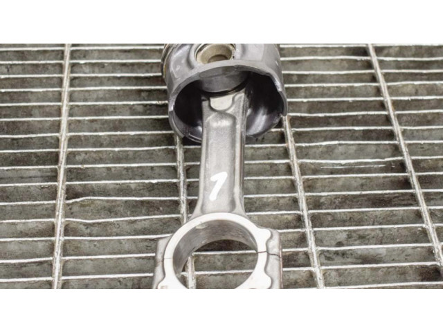 Píst 121008820R, 120A16959R   Dacia Sandero  pro naftový motor 1.5 K9K 612 