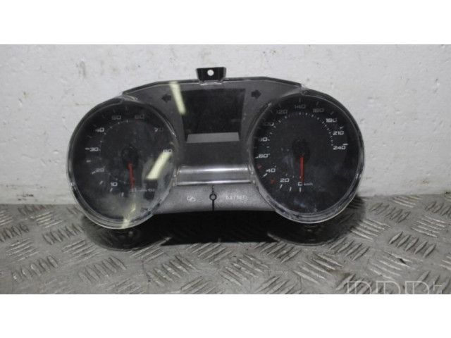 Přístrojová deska Seat Ibiza IV (6J,6P) 2011 6J0920802