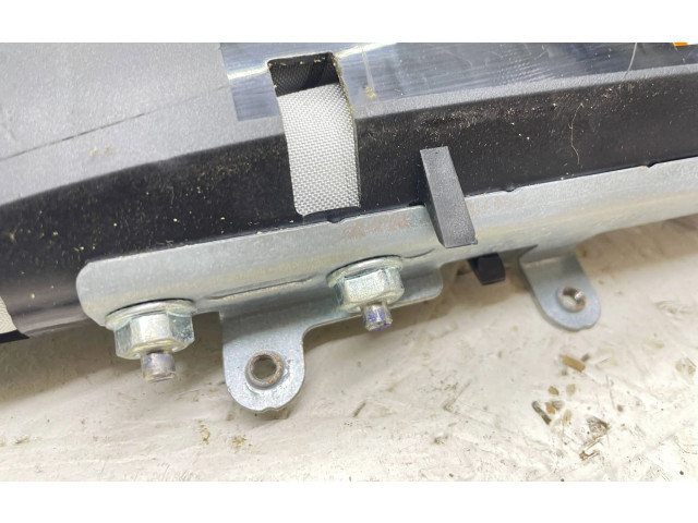 Подушка безопасности в сиденье 8686705   Volvo XC90