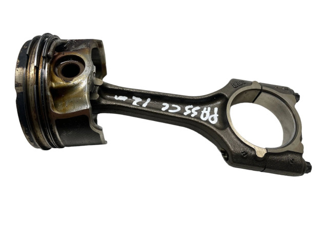 Píst 220411 Volkswagen PASSAT CC