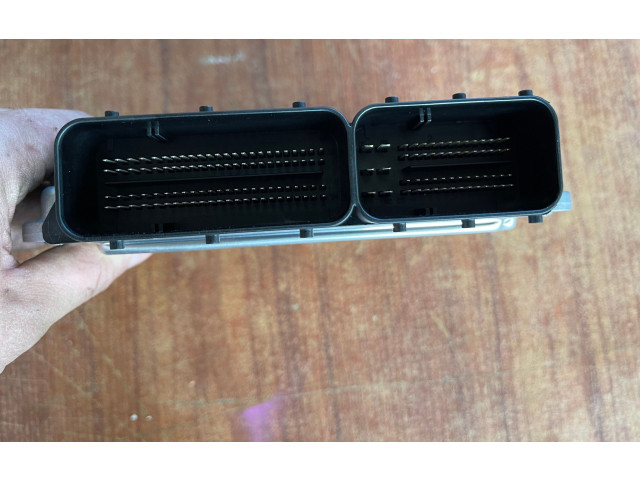 Pojistková skříňka Блок управления двигателя 8573257, 0281019680 BMW 3 F30 F35 F31 2013