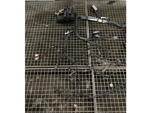 Блок предохранителей 68226287AD, P68226287AD Dodge Challenger