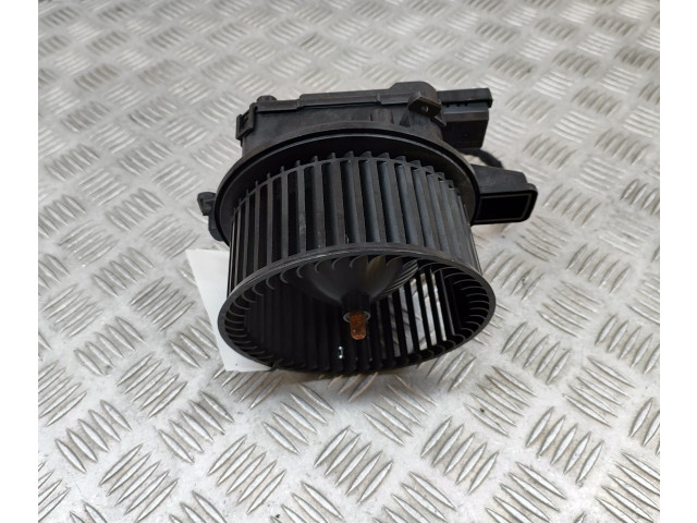 Вентилятор печки    4M2820021B   Audi A5