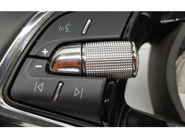 Руль Skoda Fabia Mk3 (NJ)  2015 - 2021 года 5E3419093A, 5E3419093A      