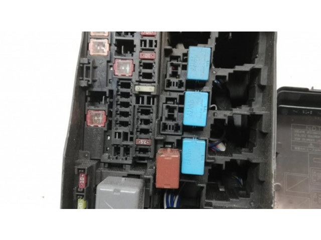 Pojistková skříňka 8266242190 Toyota RAV 4 (XA30) 2007