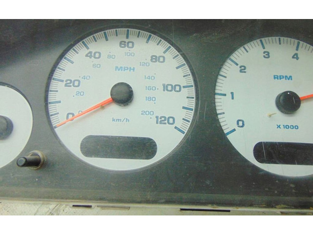 Přístrojová deska Dodge Caravan 2004