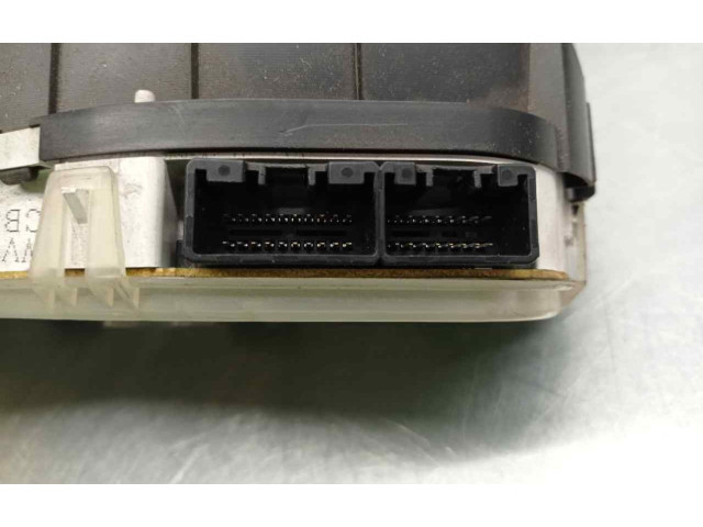 Панель приборов CB8755471 Mazda Premacy