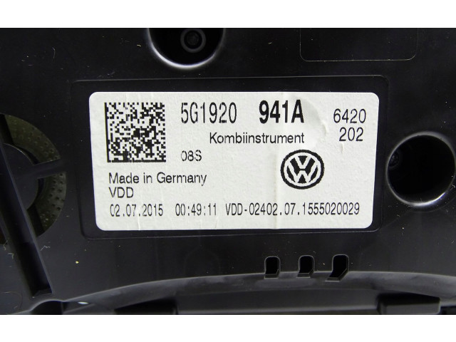 Панель приборов 5G1920941A Volkswagen Golf VII