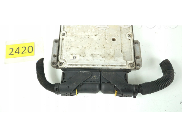 Блок управления двигателем Блок управления 0281030776   Opel Combo D