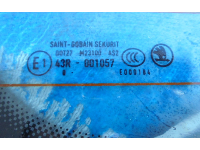 Включатель стеклоочистителей    Skoda Fabia Mk2 (5J)       