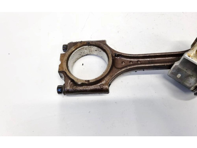 Поршень с шатуном Volvo V70