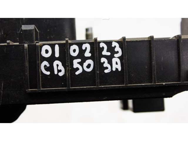 Блок предохранителей 01718130, 017181281E Skoda Octavia Mk2 (1Z)