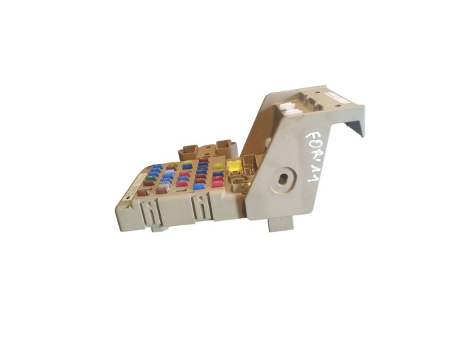 Блок предохранителей 82201FG010   Subaru Forester SH    