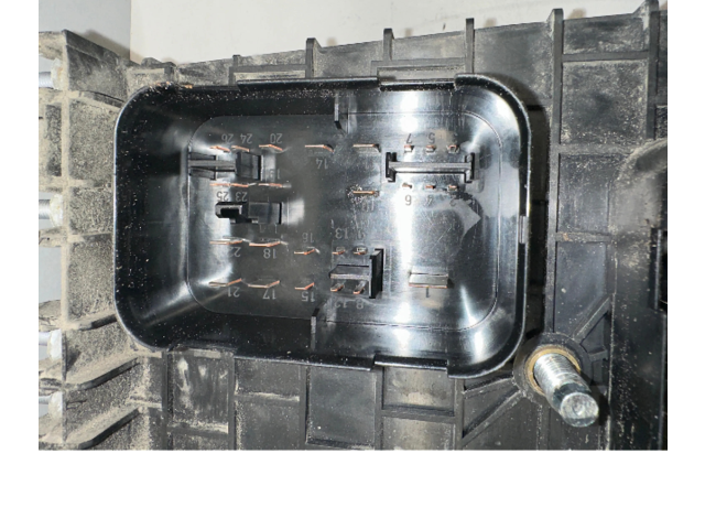 Блок предохранителей 1K0937124K   Audi A3 S3 8P    