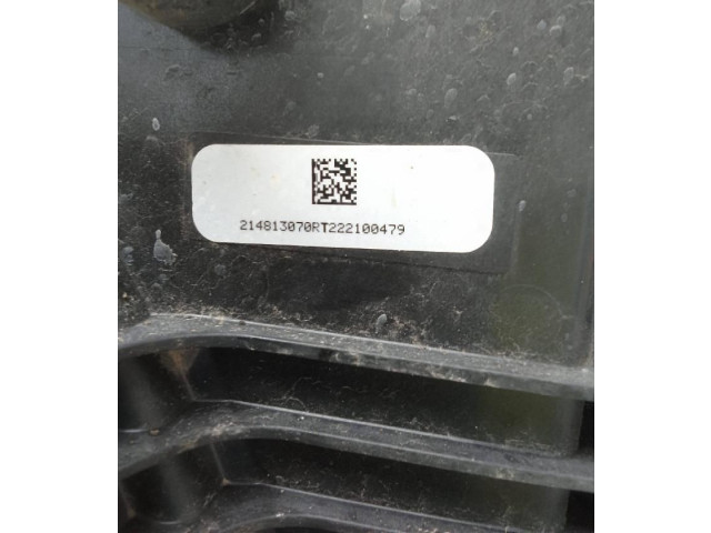 Вентилятор радиатора 214813070r Dacia Sandero