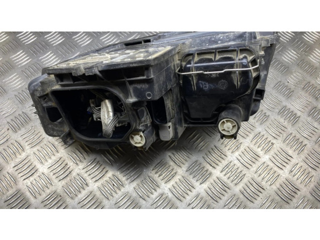 Přední světlo 69938240, 89035113 Audi A4 S4 B6 8E 8H 2002