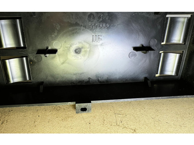 Pojistková skříňka 61131378539, 1378539 BMW 5 E34 1994