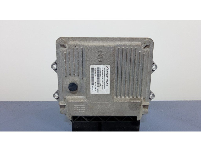 Блок управления двигателем ECU