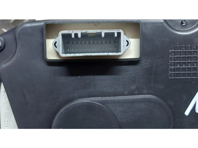 Панель приборов 8200650539A Dacia Logan I