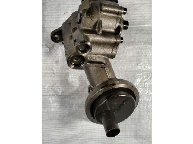 Čerpadlo oleje 059115105AC Audi A8 S8 D3 4E