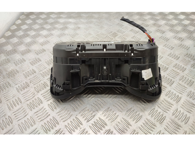 Панель приборов 5E0920861E Skoda Octavia Mk3 (5E)