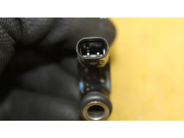 Vstřikovač 06E906031 Audi A8 S8 D4 4H