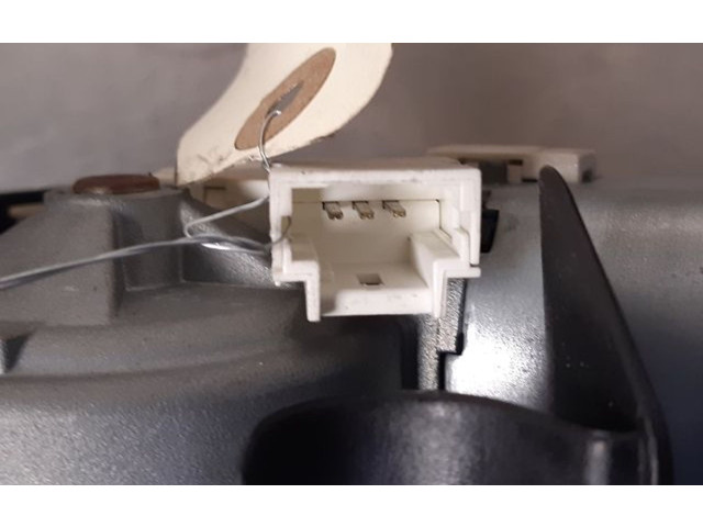 Моторчик заднего дворника 6405JQ    Peugeot 5008