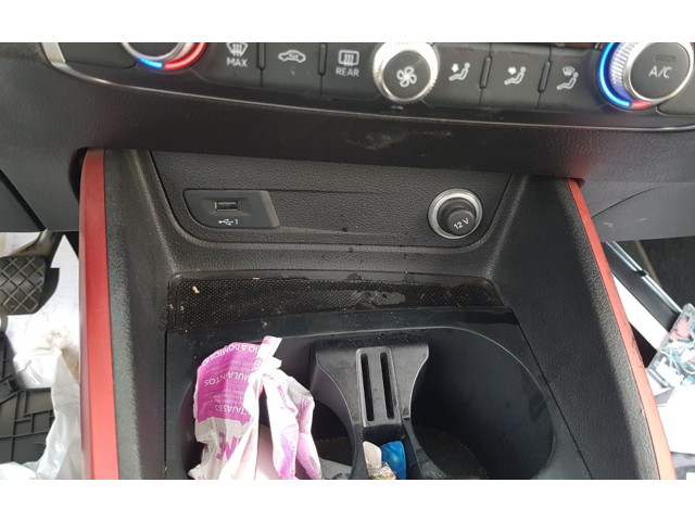 Блок управления климат-контролем    Audi Q2 