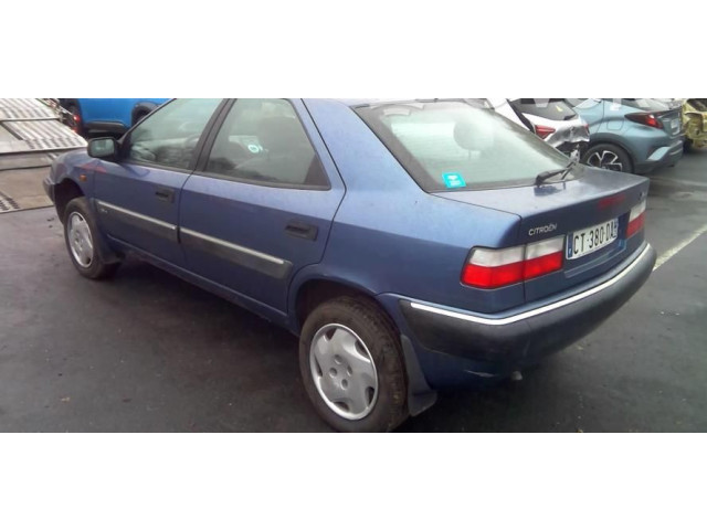 Моторчик дворников 95668914    Citroen Xantia