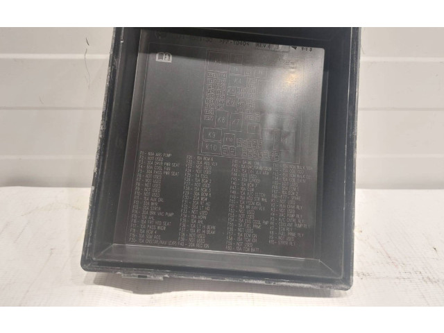 Pojistková skříňka 84847958 Chevrolet Camaro 2020