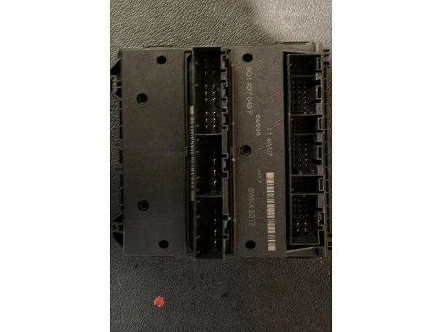 Модуль управления BSM    Skoda Fabia Mk2 (5J)    