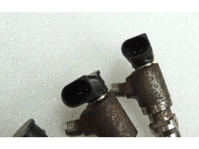 Форсунка 2675955, GK2Q9K546AD    Ford Focus  C20DD0J - 2.0L Panther Diesel 